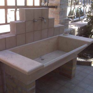 Sinks and fountains for outside